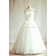 Princess Illusion Neckline Vestidos de casamento em Tulle branco